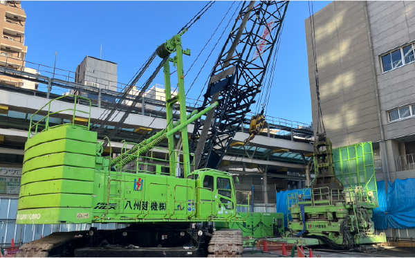 クローラークレーン